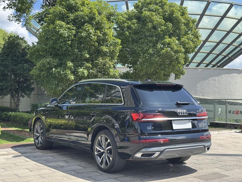 Audi Q7, 2023 — фото 4 из 12