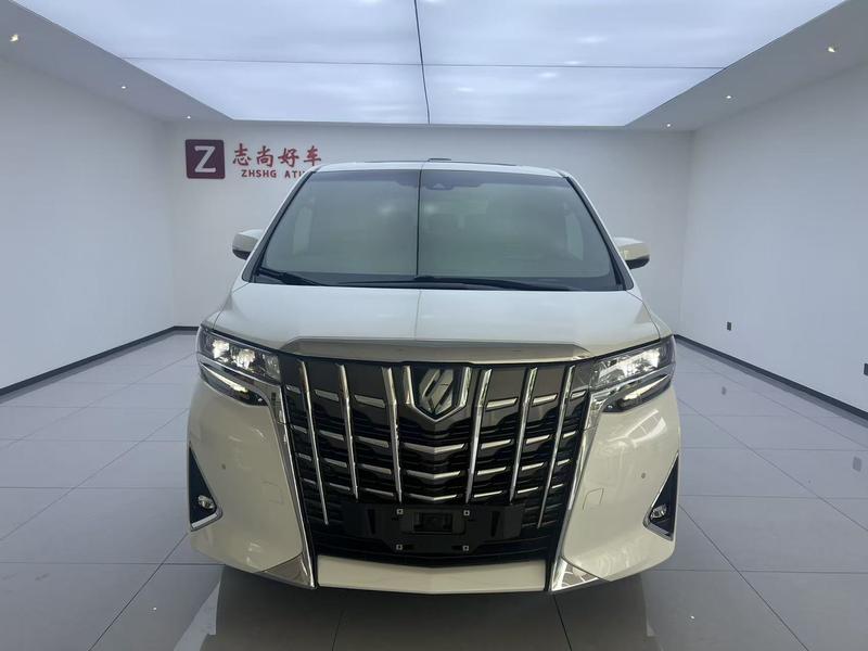 Toyota Alphard, 2022 — фото 2 из 9