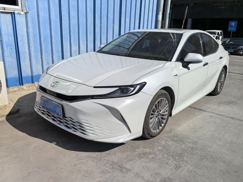 Toyota Camry, 2024 — купить в Перми под ключ
