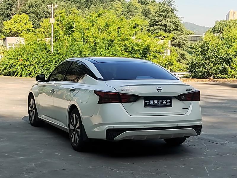 Nissan Teana, 2022 — фото 5 из 12
