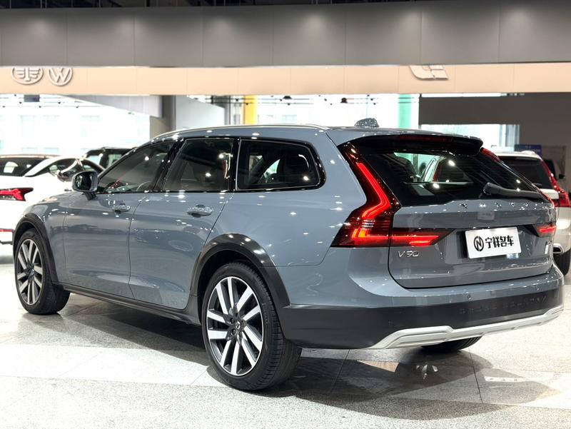 Volvo V90, 2021 — фото 5 из 12