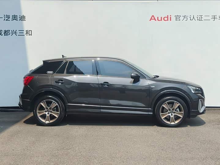 Audi Q2L, 2024 — фото 3 из 9