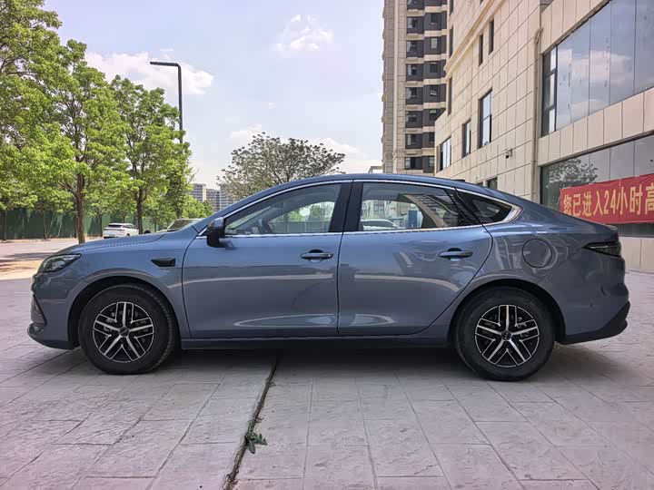 BYD Seal 05 DM-i Hybrid, 2024 — фото 7 из 9