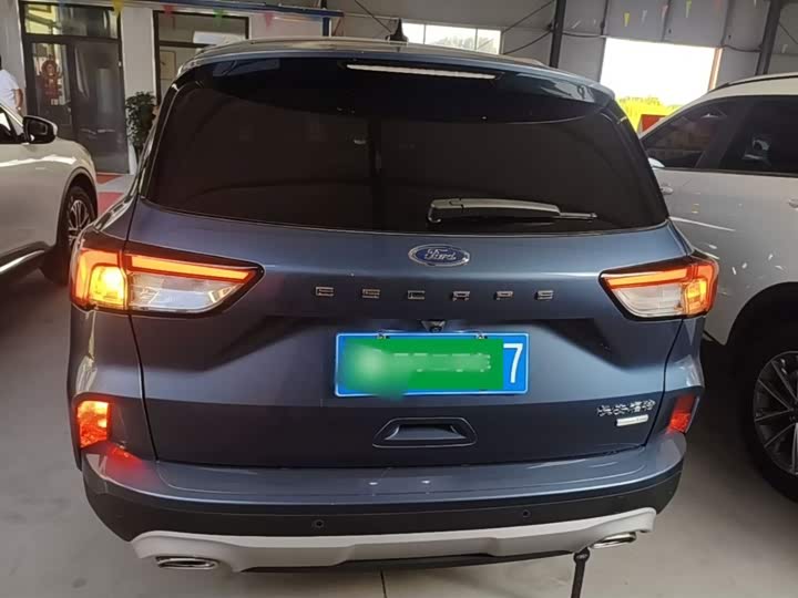 Ford Escape, 2022 — фото 6 из 9