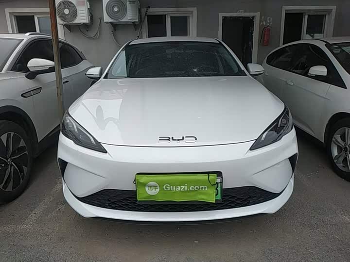 BYD Seal 05 DM-i Hybrid, 2025 — фото 3 из 9