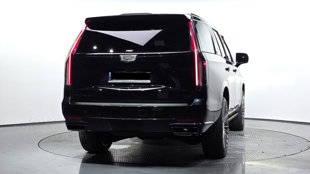 Cadillac Escalade, 2023 — фото 4 из 12