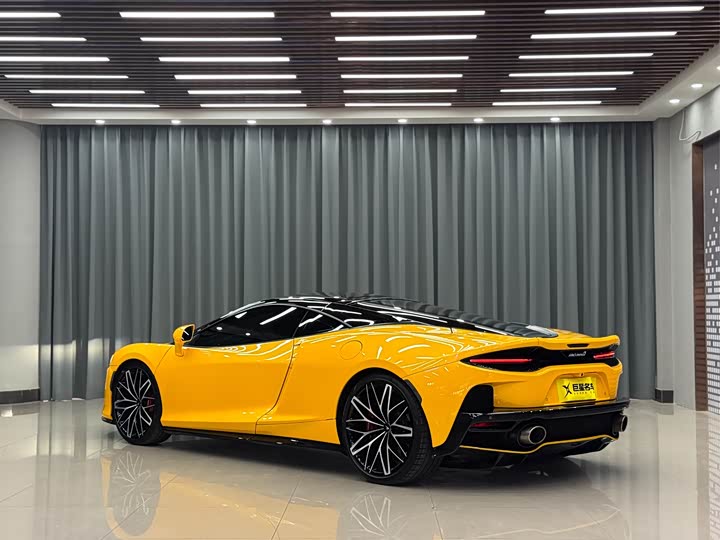 McLaren GT, 2022 — фото 8 из 9