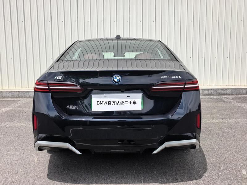BMW i5, 2025 — фото 4 из 10