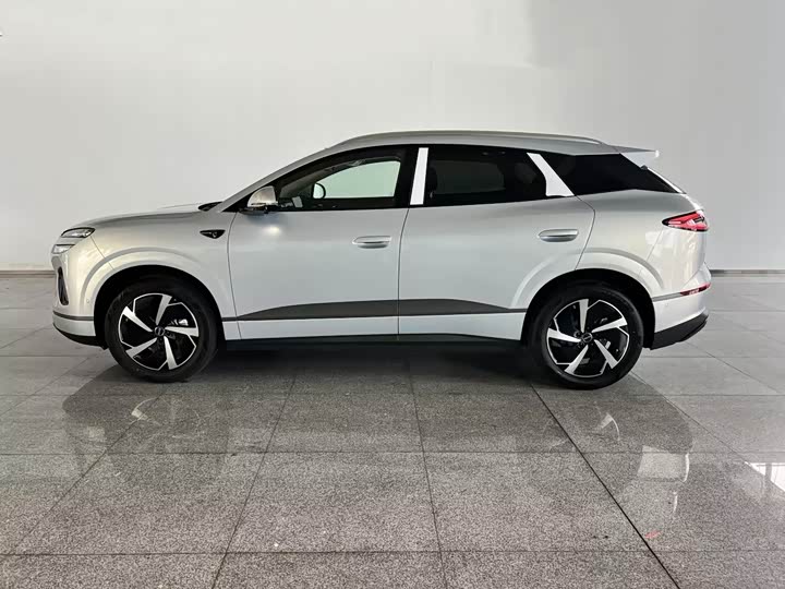 BYD Sea Lion 06 Hybrid/EV, 2026 — фото 2 из 9