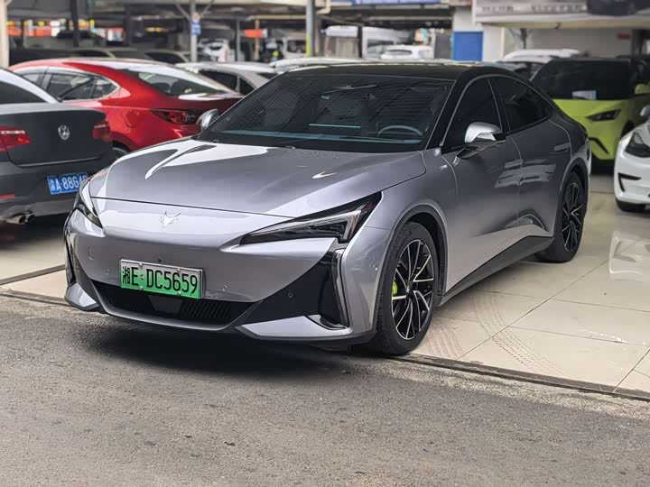 BAIC Arcfox Alpha S5, 2025 — купить в Брянске под ключ