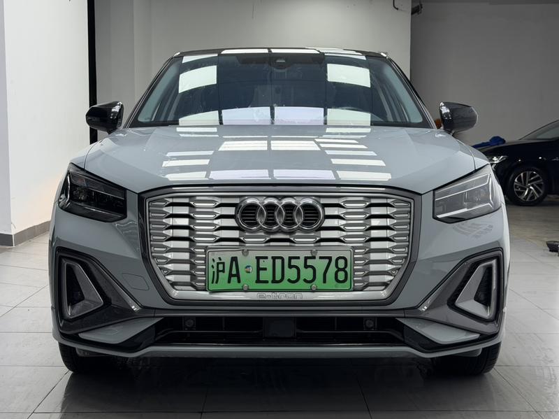 Audi Q2L e-tron, 2022 — фото 2 из 10