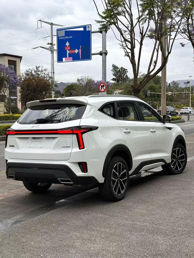 JAC X8 Plus, 2024 — фото 6 из 9