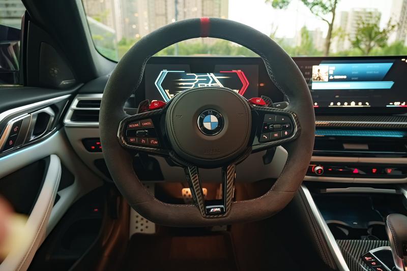 BMW M4, 2025 — фото 10 из 12