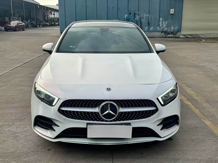 Mercedes-Benz A-Class, 2022 — фото 2 из 9