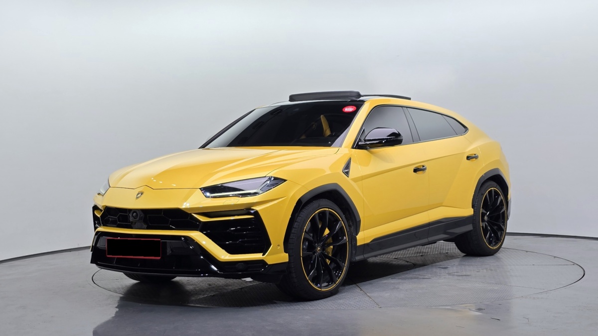 Lamborghini Urus, 2022 — купить в Казани под ключ