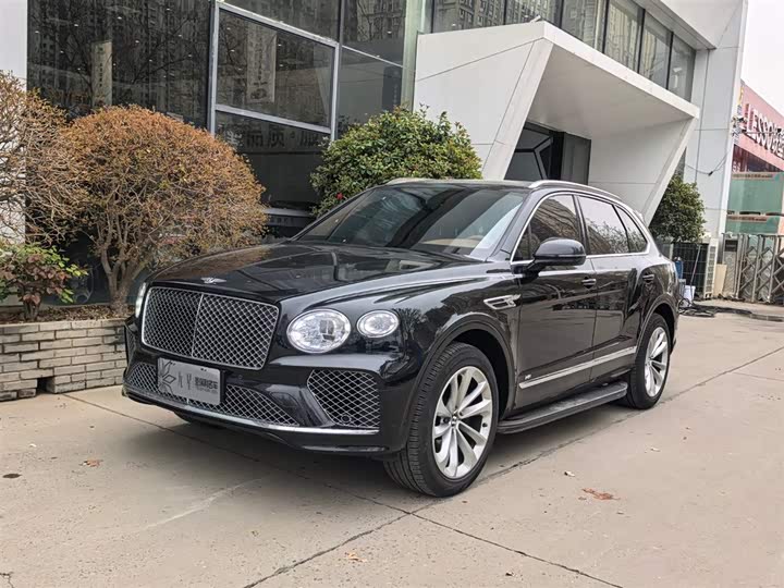 Bentley Bentayga, 2022 — купить в Чебоксарах под ключ