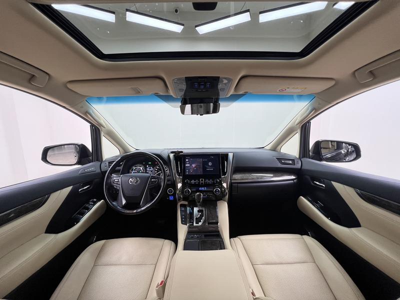 Toyota Vellfire, 2021 — фото 11 из 12
