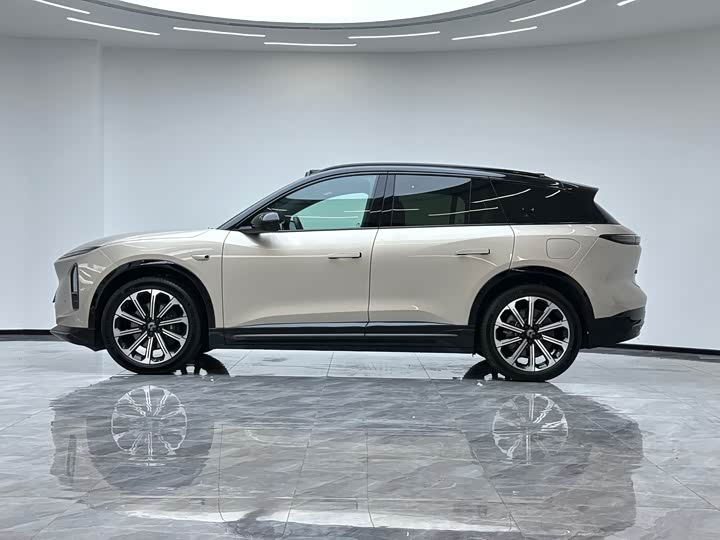 Nio ES6, 2025 — фото 7 из 9