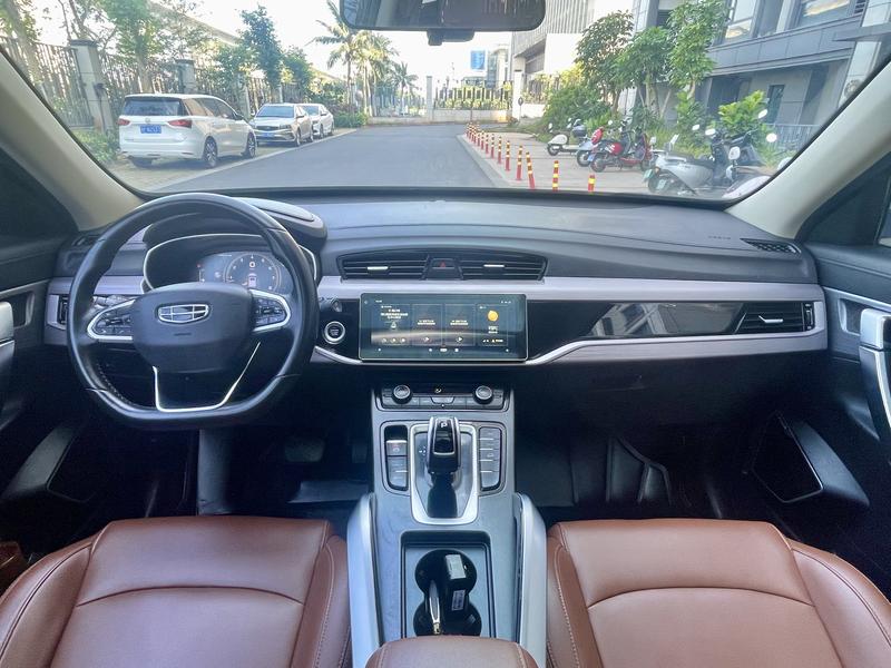 Geely Atlas, 2021 — фото 7 из 10