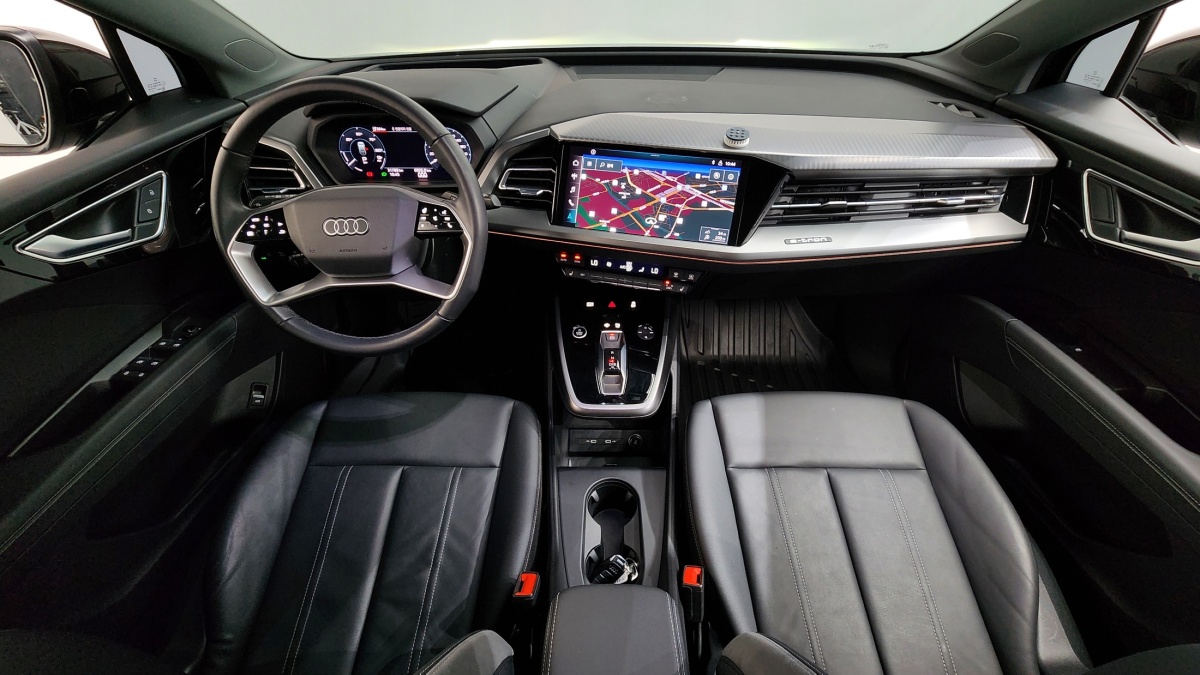 Audi Q4 e-tron, 2022 — фото 6 из 12