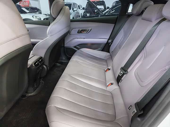Changan Deepal L06, 2025 — фото 8 из 9