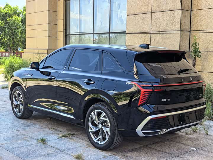 Hongqi HS3 Hybrid, 2026 — фото 9 из 9