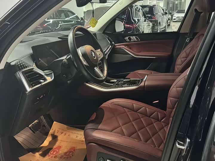 BMW X5, 2023 — фото 7 из 9