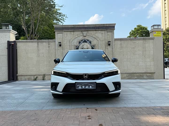 Honda Civic, 2024 — фото 2 из 9