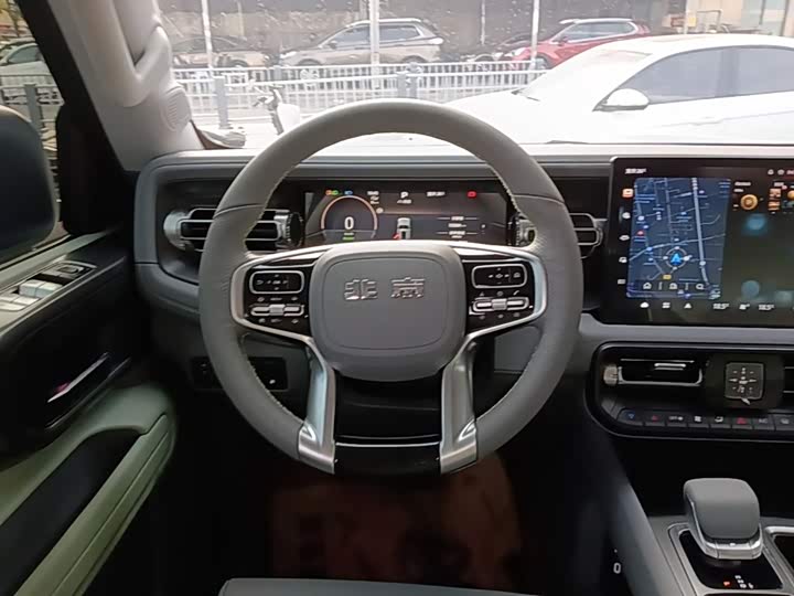 BAIC Beijing BJ40 Hybrid, 2025 — фото 7 из 9