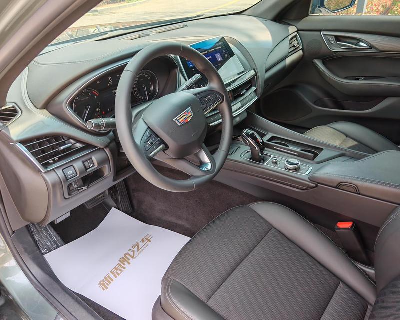 Cadillac CT5, 2022 — фото 11 из 12