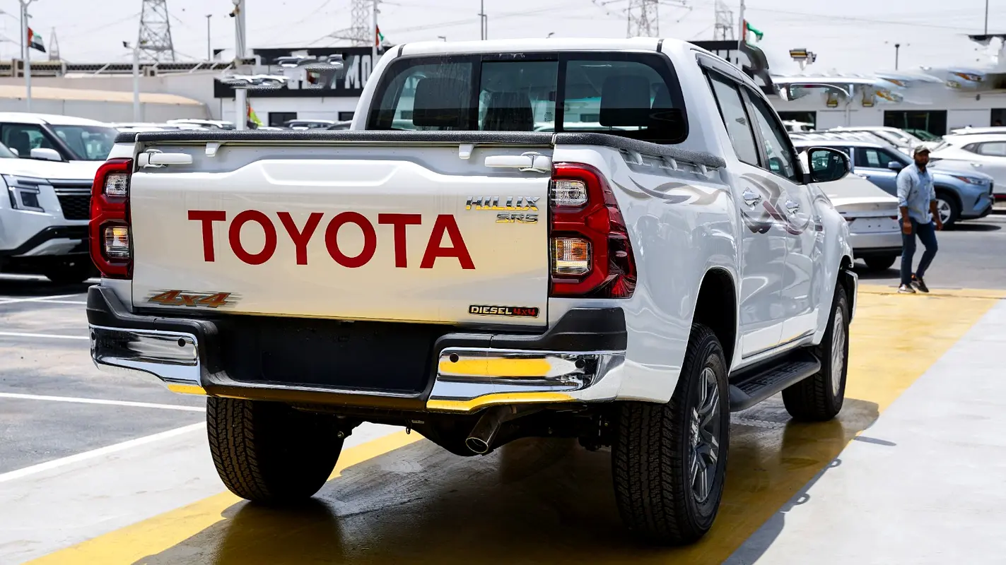 Toyota Hilux, 2026 — фото 10 из 10