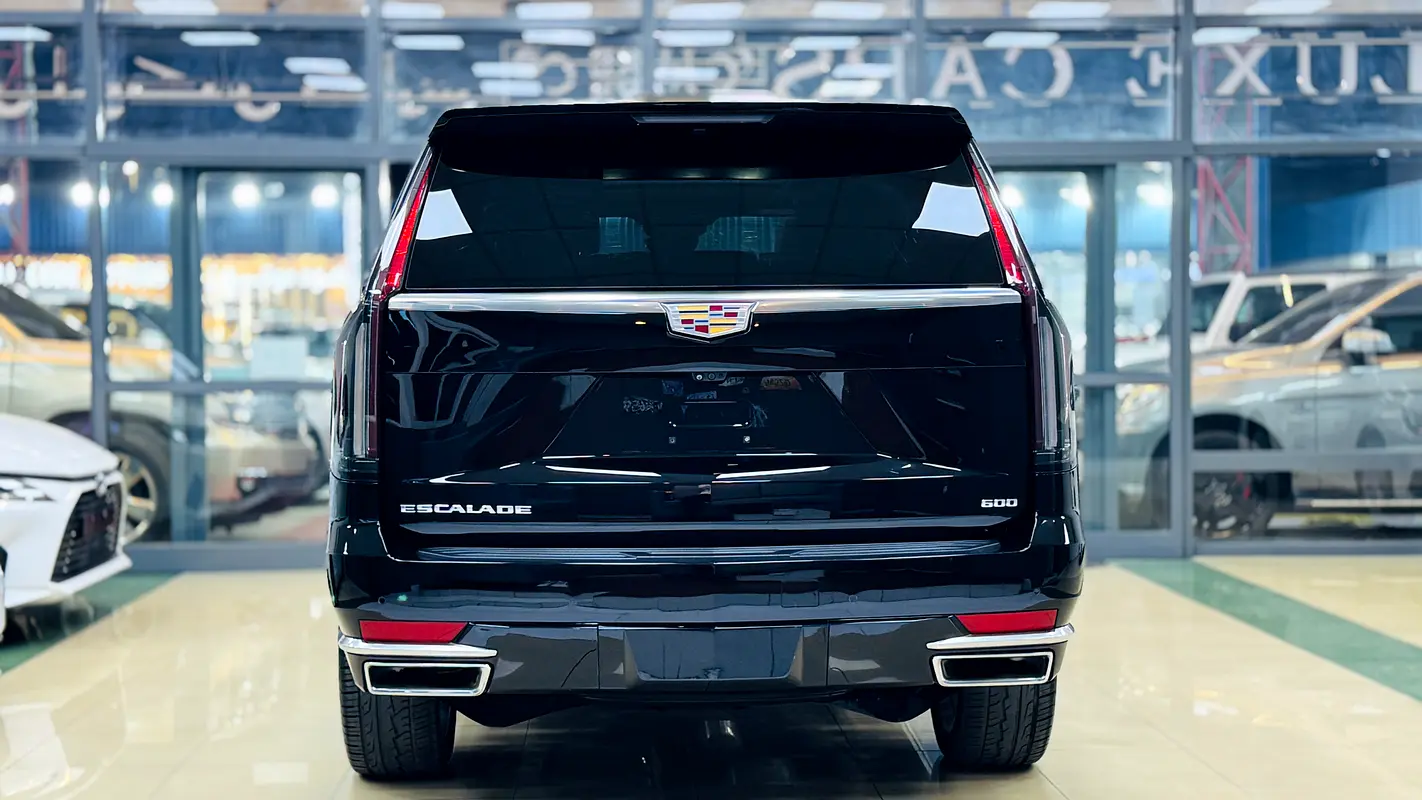 Cadillac Escalade, 2022 — фото 6 из 10