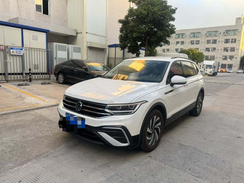 Volkswagen Tiguan L Pro, 2022 — купить в Костроме под ключ