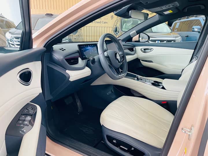 BYD Seal 06 GT, 2024 — фото 8 из 9