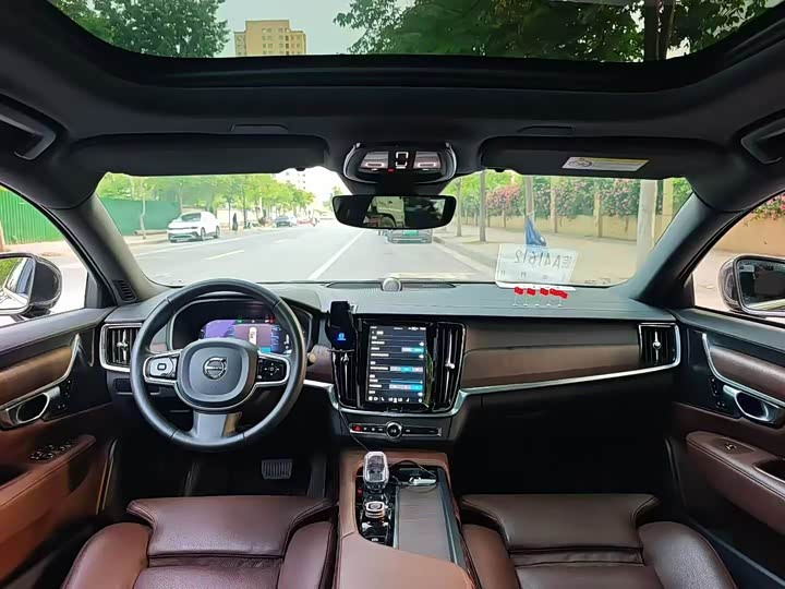 Volvo S90, 2023 — фото 5 из 9