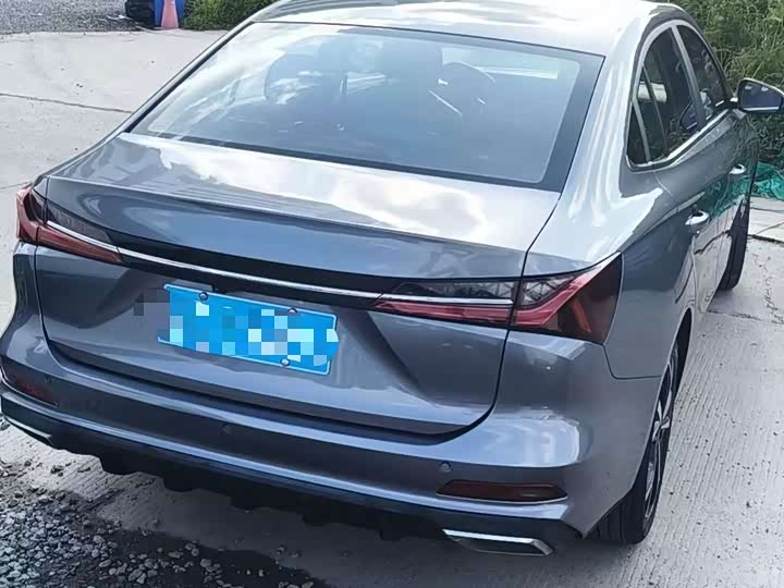 Roewe i5, 2023 — фото 6 из 7