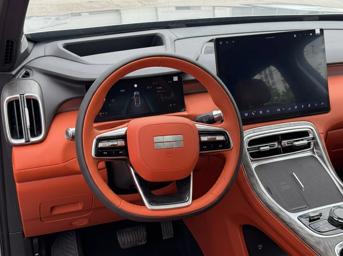 Geely Galaxy M7, 2026 — фото 3 из 9