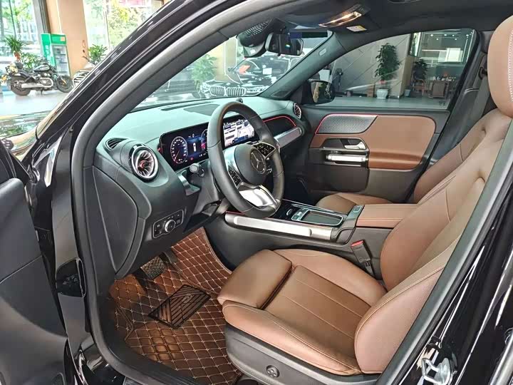 Mercedes-Benz GLB-Class, 2024 — фото 4 из 9