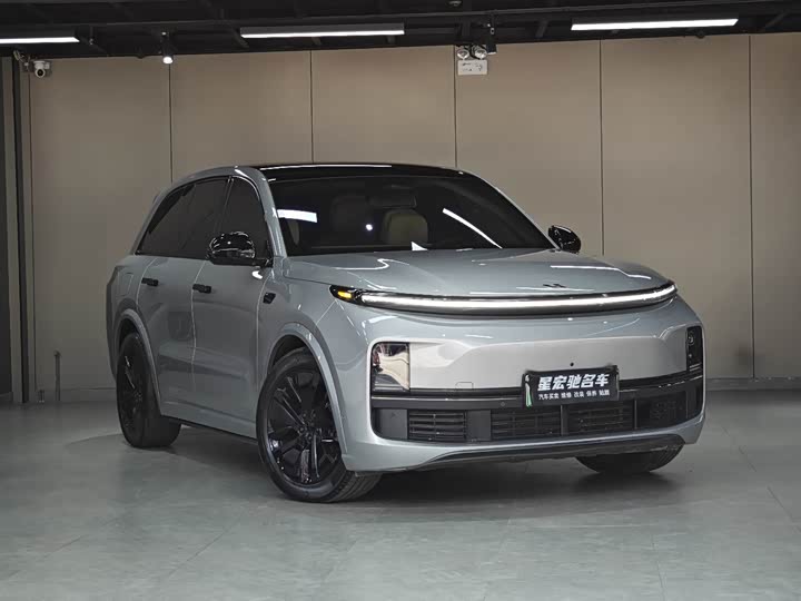 LiXiang L8, 2024 — купить в Липецке под ключ