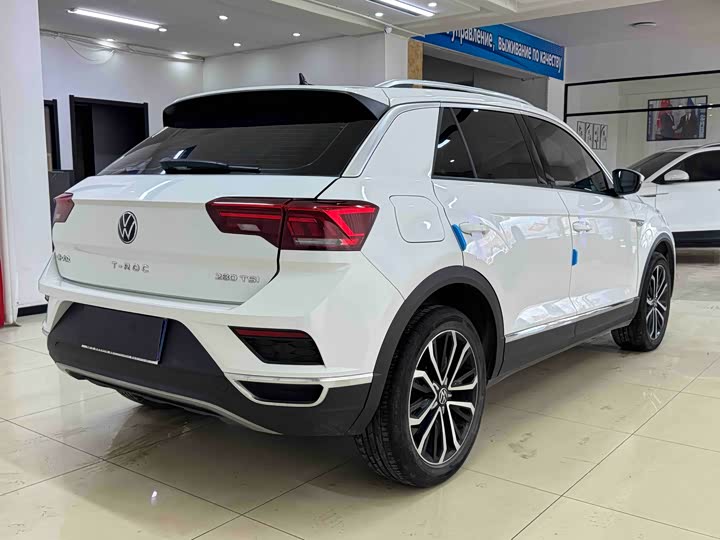 Volkswagen T-Roc, 2022 — фото 6 из 9