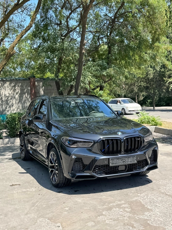 BMW X5 M, 2022
