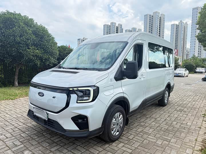 Ford E-Transit, 2023 — купить в Ижевске под ключ