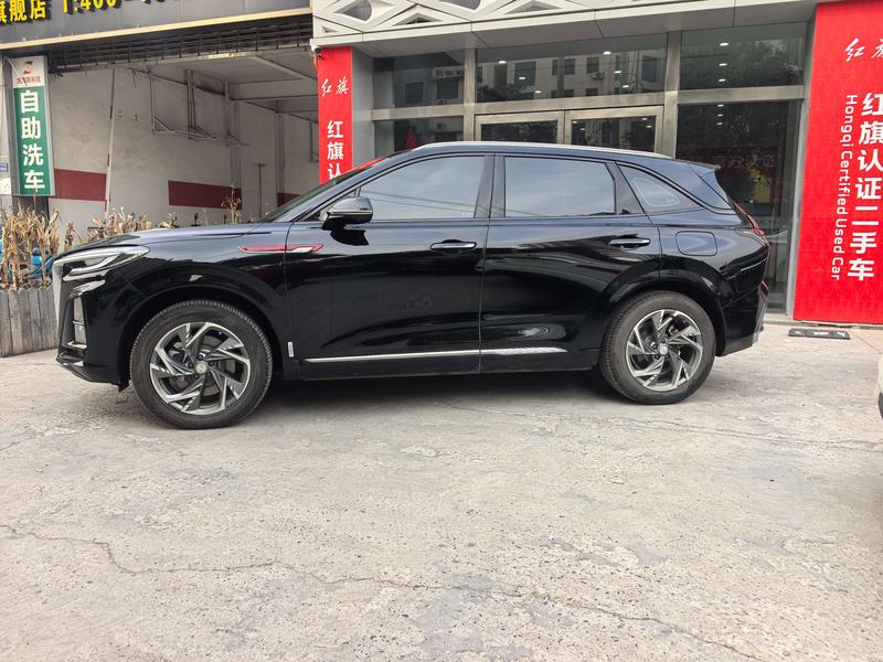 Hongqi HS3 Hybrid, 2025 — фото 3 из 10