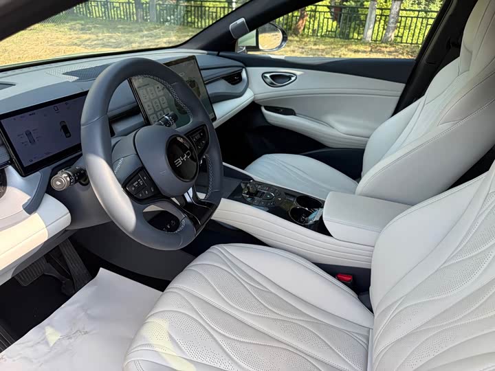 BYD Seal 06 GT, 2025 — фото 7 из 9