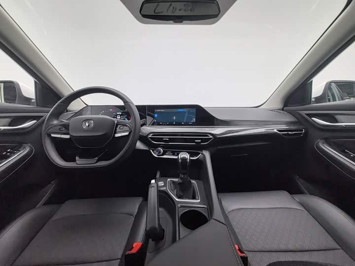 Changan Eado Plus, 2022 — фото 5 из 9