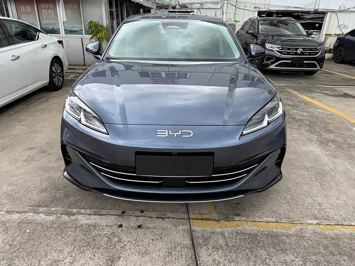 BYD Seal 06 Hybrid/EV, 2025 — фото 2 из 7