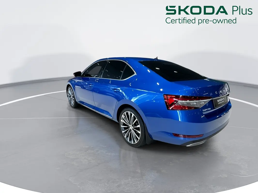 Skoda Superb, 2023 — фото 3 из 10