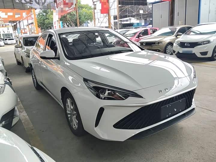 Roewe i5, 2025 — фото 4 из 9