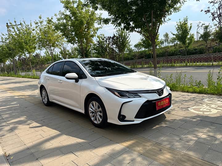 Toyota Corolla, 2023 — фото 3 из 9