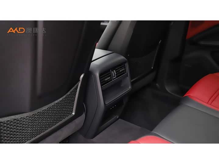 Porsche Cayenne, 2023 — фото 9 из 9